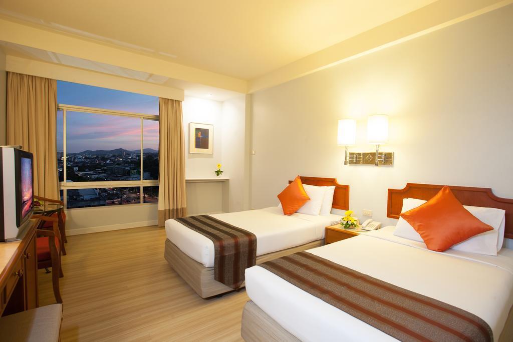 Hotel Merlin 4*