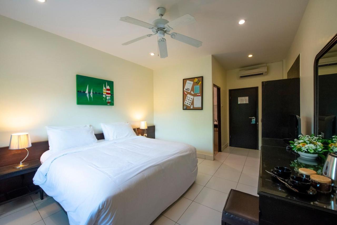Hotel Lokal Phuket 