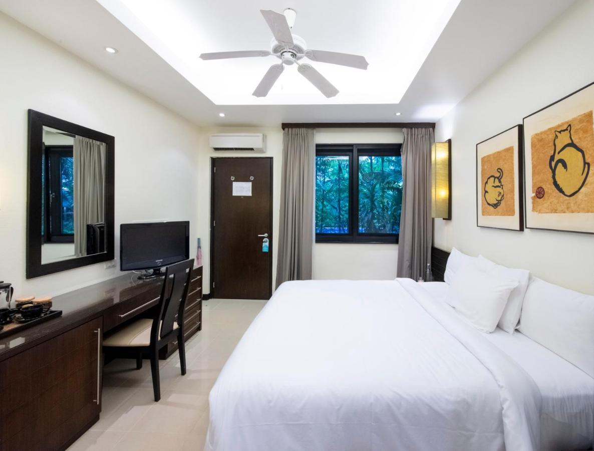 Hotel Lokal Phuket 