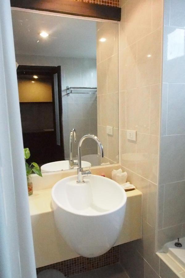Baan Suwantawe Hotel