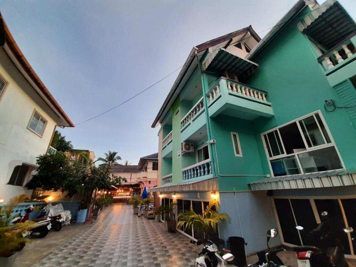 The Residences 3*