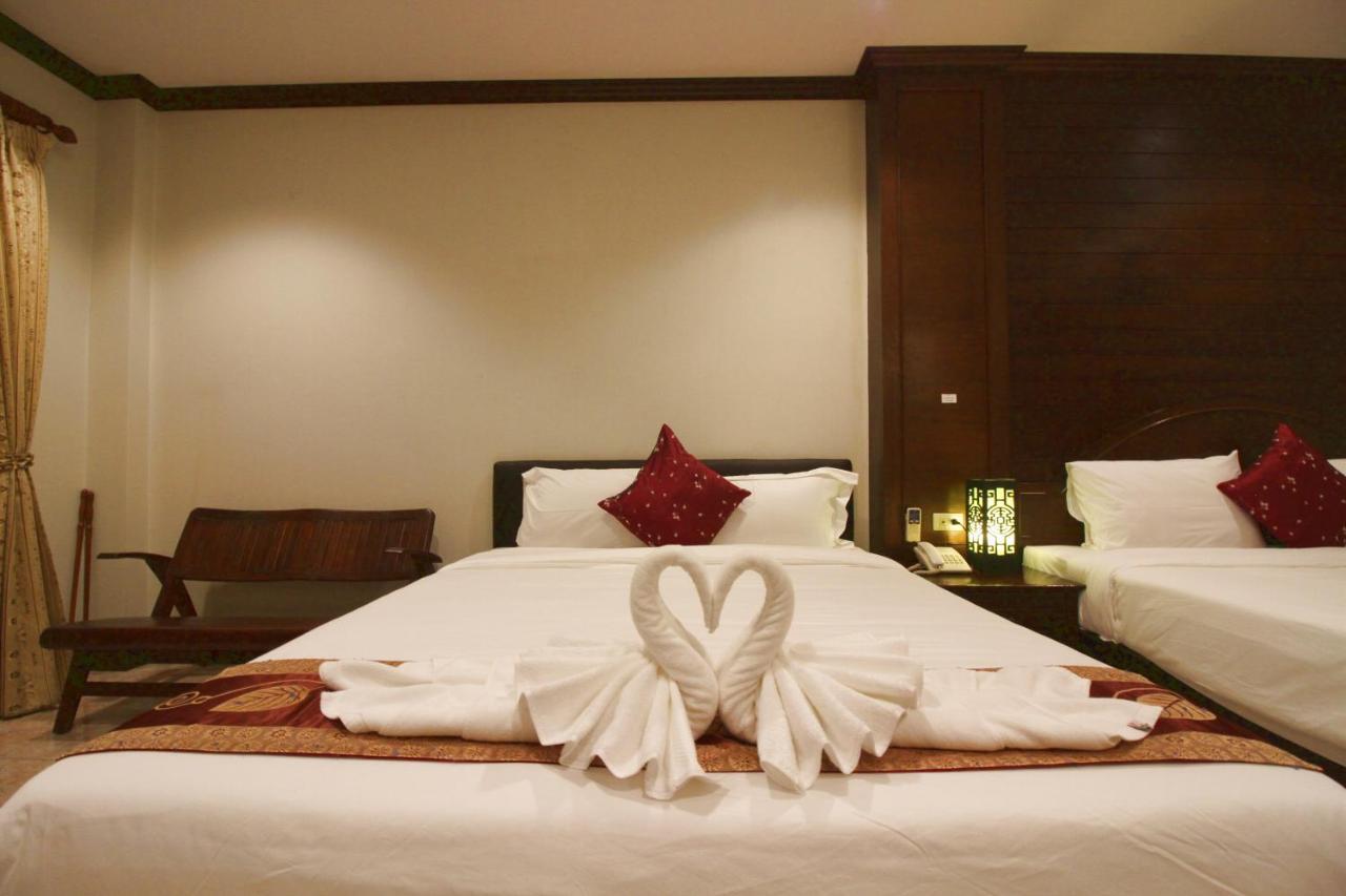 Hotel Baan Veerakit 4*