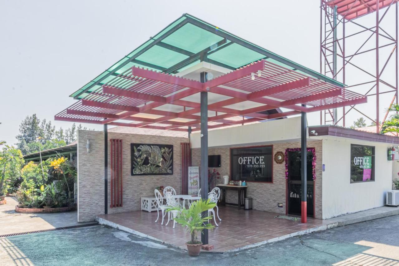 Tempat peranginan Chaiyo Phuket