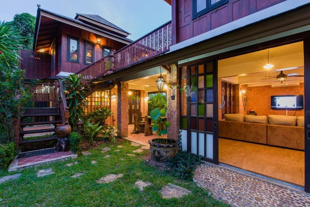Resort Lemon Tree Naturist Naiharn Phuket
