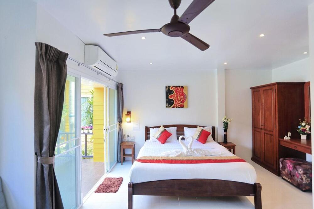 Lemon Tree Naturist Naiharn Resort 3*