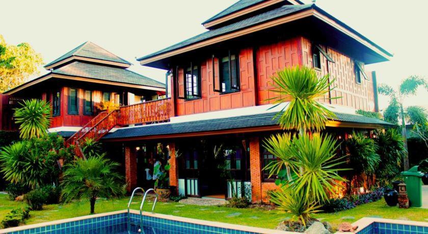 Lemon Tree Naturist Naiharn Resort Phuket