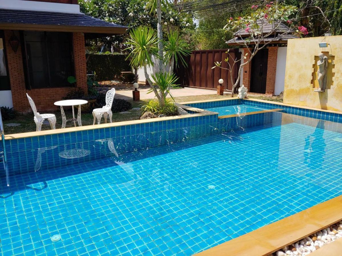 Lemon Tree Naturist Naiharn Resort