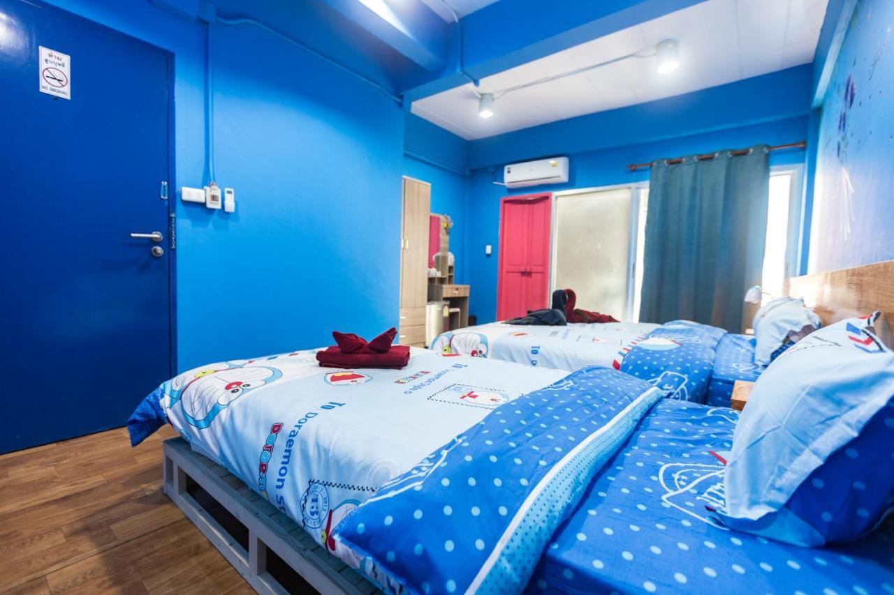 Firefly Phuket Inn 3*