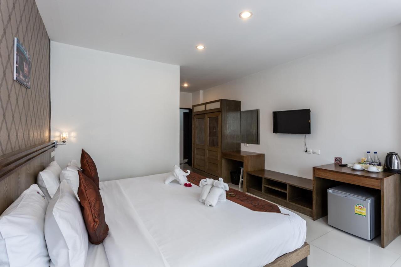 77 Bangla - Sha Certified Phuket