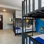 Hip Hostel - Sha Plus