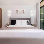 Private Model Home Patong Central