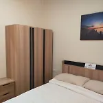 Bonanza Patong Beach1 100M To Beach Moon Room