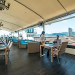 L8 Promotion 1 Bedroom Apartment In Bangla Road Patong Beach With Private Jacuzzi & Roof Top Pool