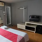 Madam Inn Patong