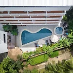 Patong Central Residence & Apartment