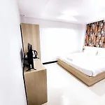 La Casa Patong