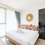 The Deck Patong Condo By Joy