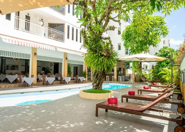 La Vintage Resort