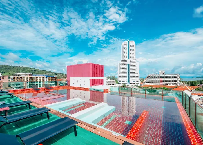 SLEEP WITH ME HOTEL design hotel @ patong (SHA Plus+)