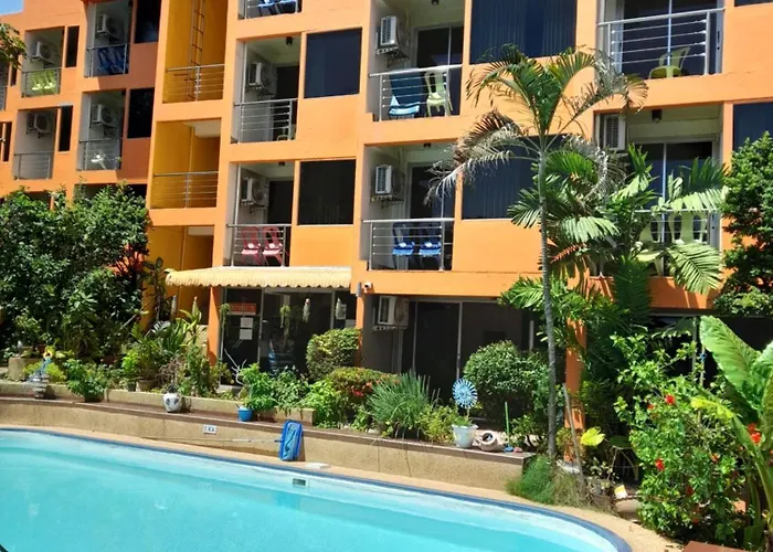 Le Tong Beach Hotel