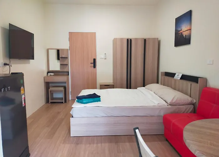 Bonanza Patong Beach1 100M To Beach Moon Room