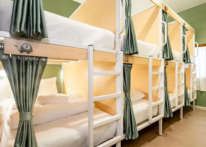 Sweett Lemon Hostel