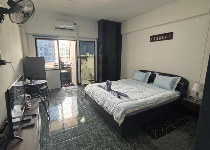 Monkey Apartment 7