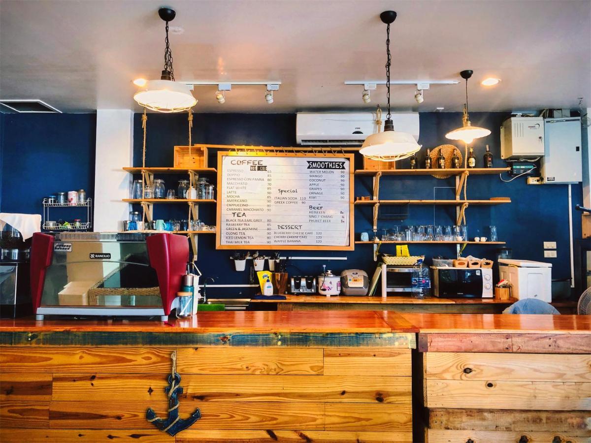 Hotel Up 2 You Cafe & 3*
