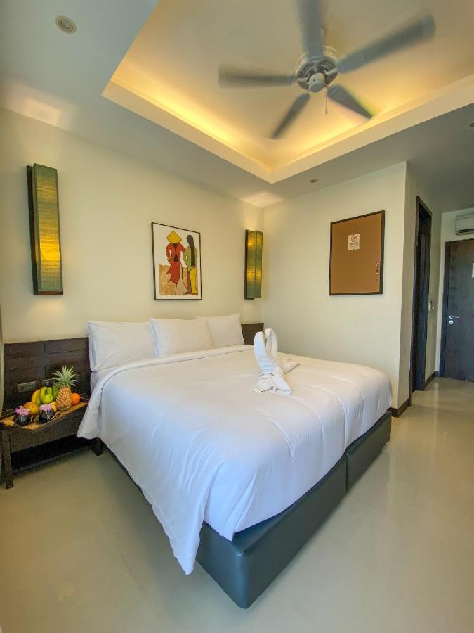 Hotel Lokal Phuket 