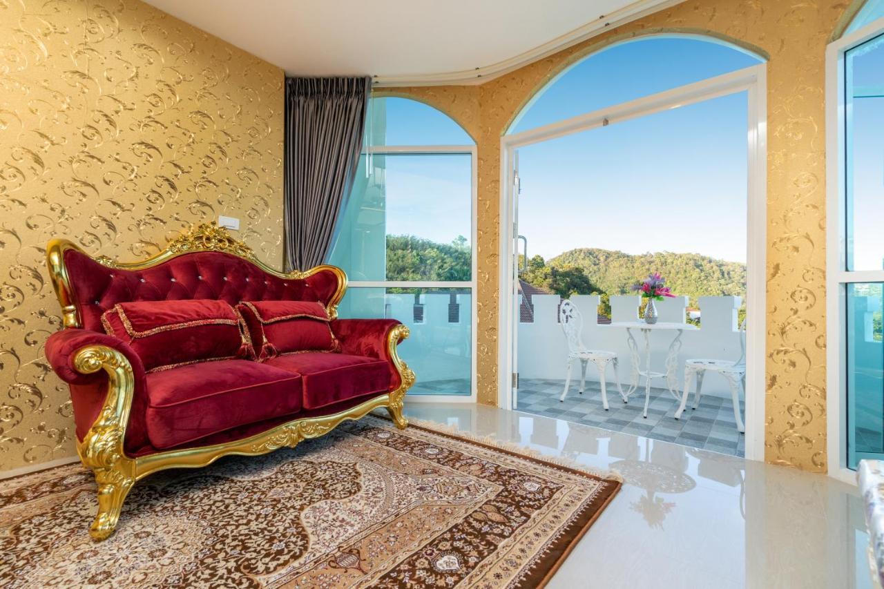 Castle Amazing Private Pool In Great Location Of Hotel Patong