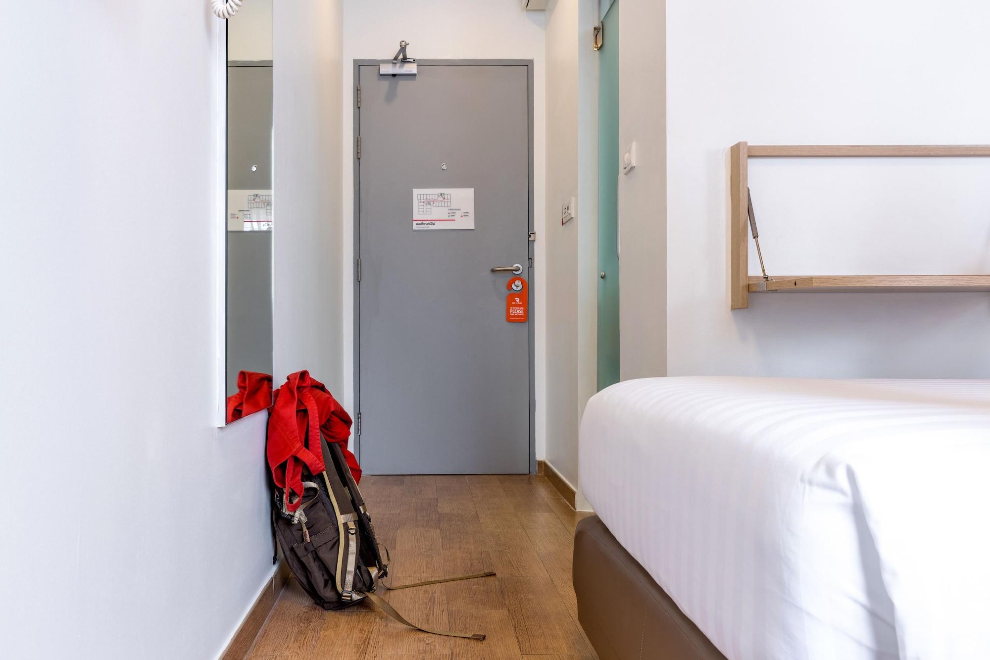 Red Planet Phuket - Sha Extra Hotel 3*
