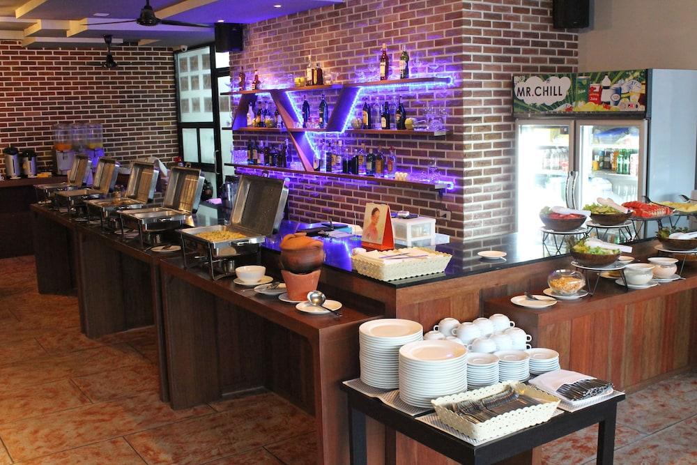 Red Planet Phuket - Sha Extra 3* Patong