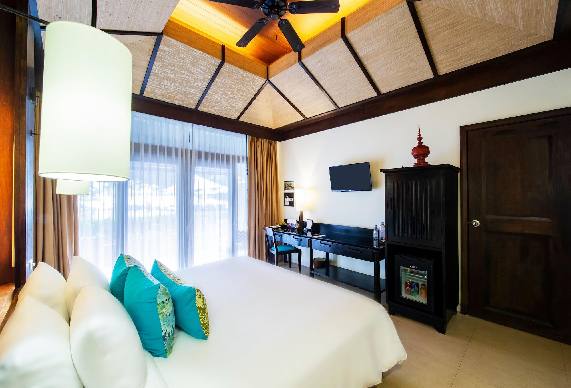 Impiana Beachfront Patong, Phuket Resort