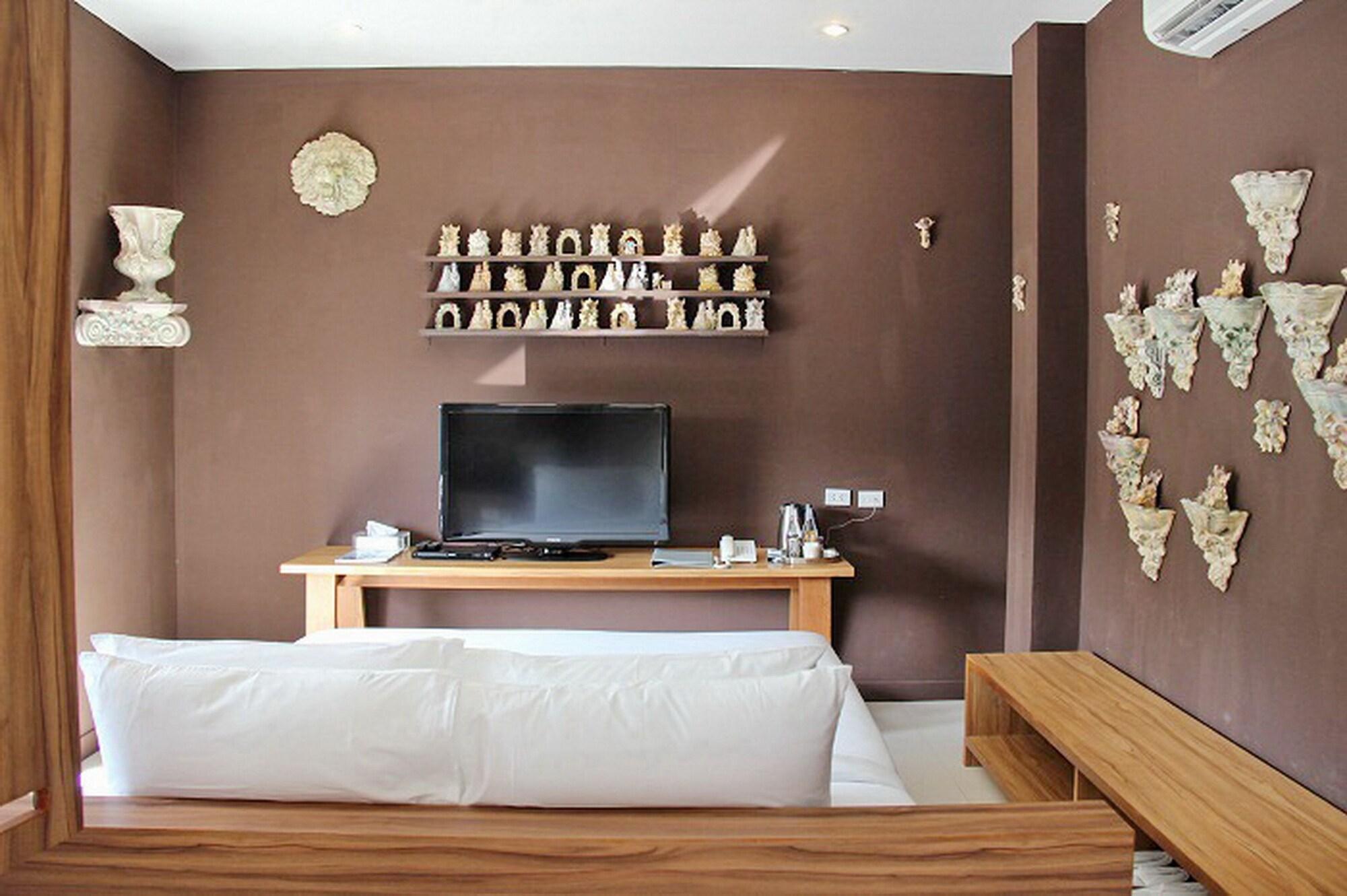 Pimnara Boutique