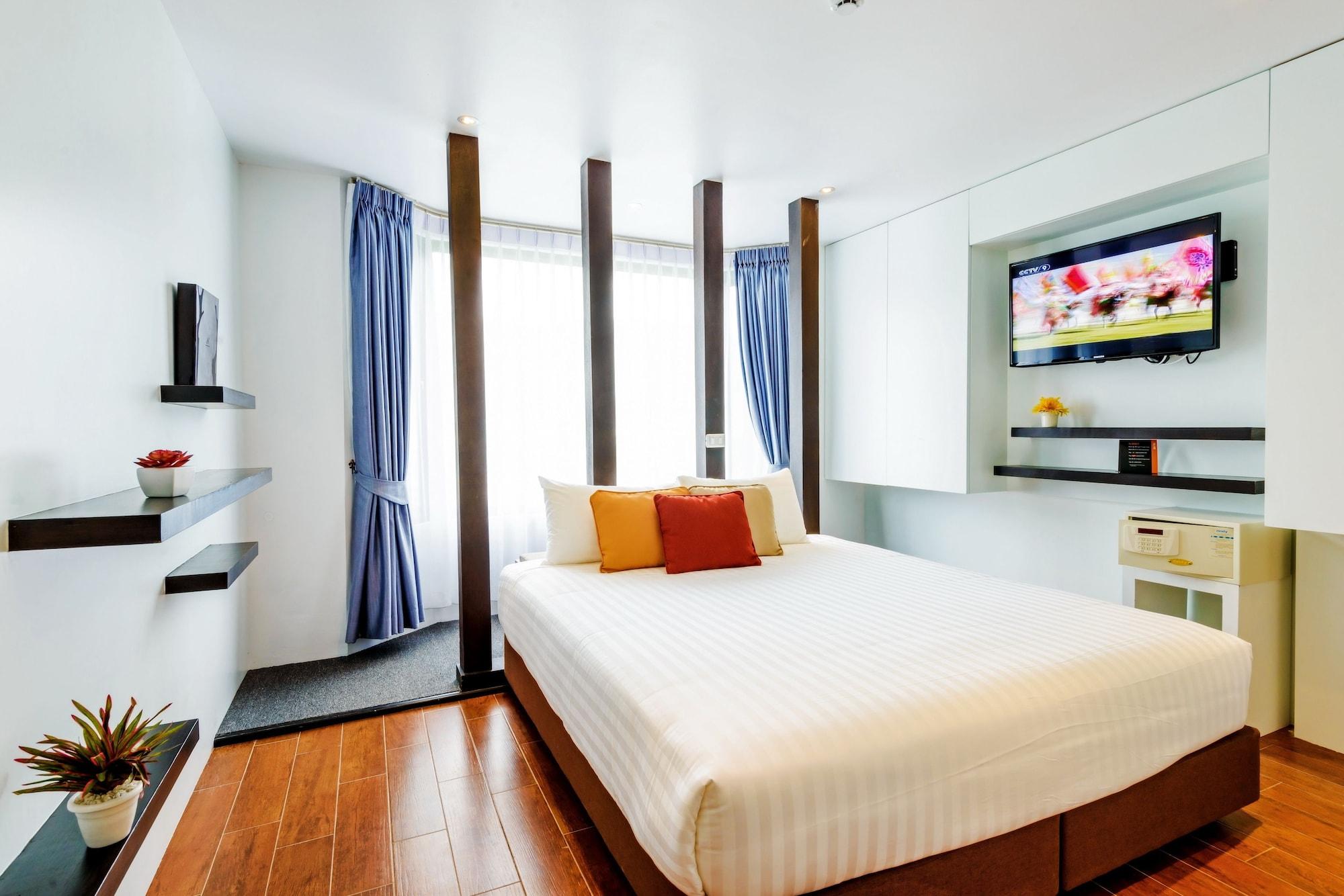 Hotel Raha Grand