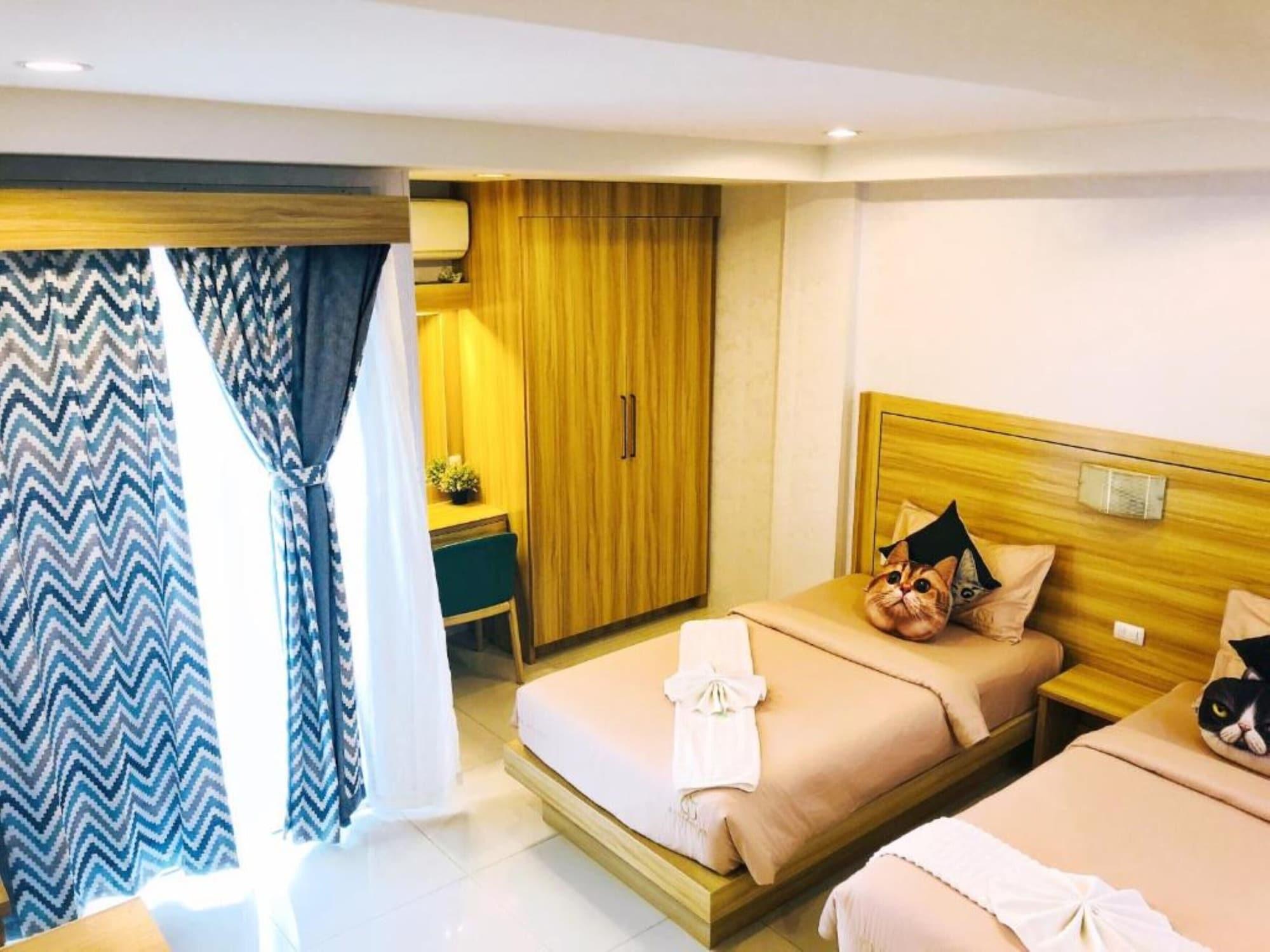 Hotel Cat Story 3*