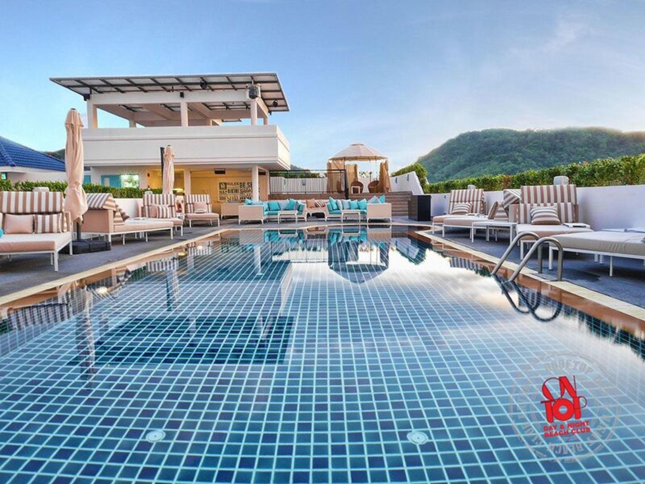 Hotel Radisson Red Phuket 5*