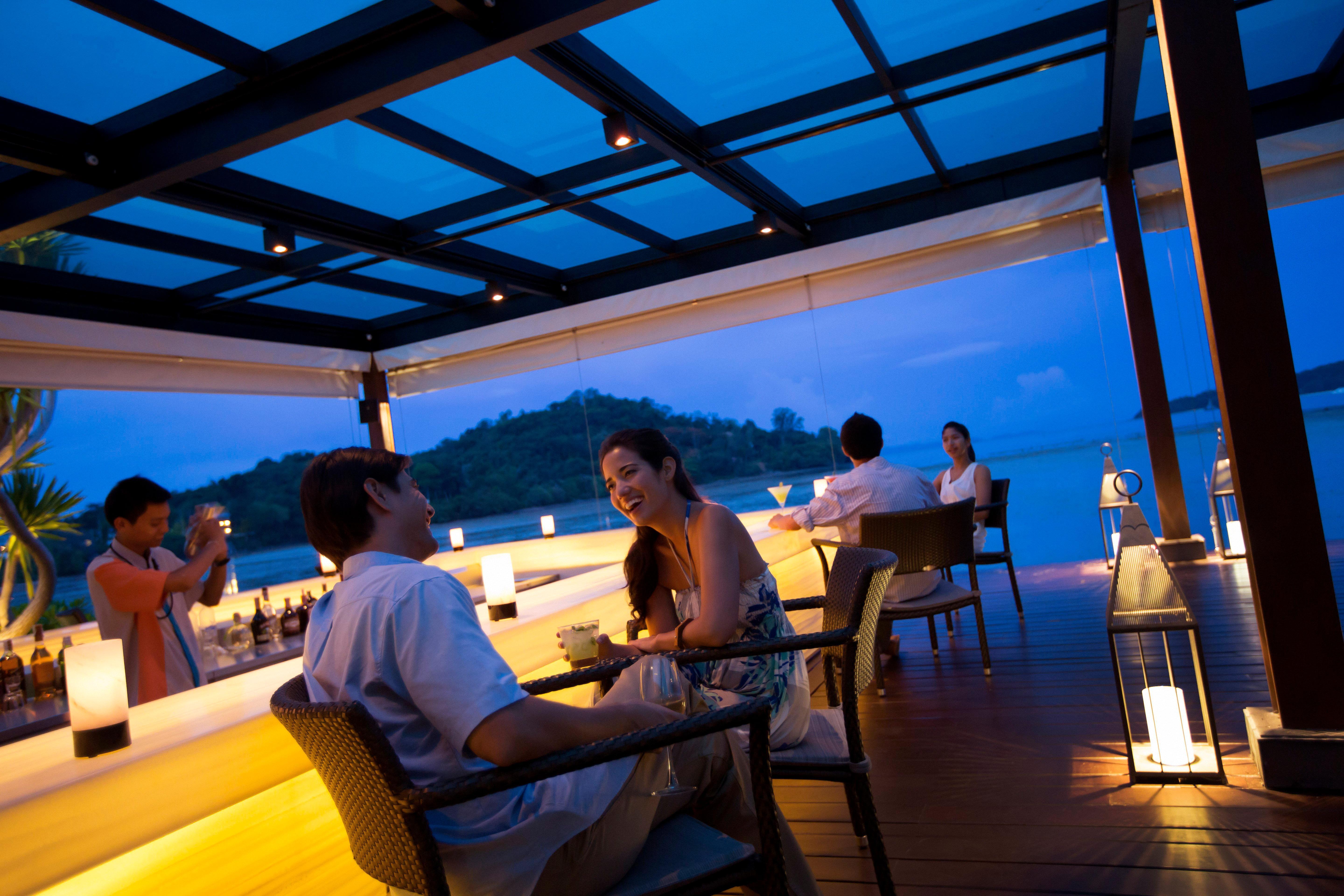 Resort Phuket Beachfront