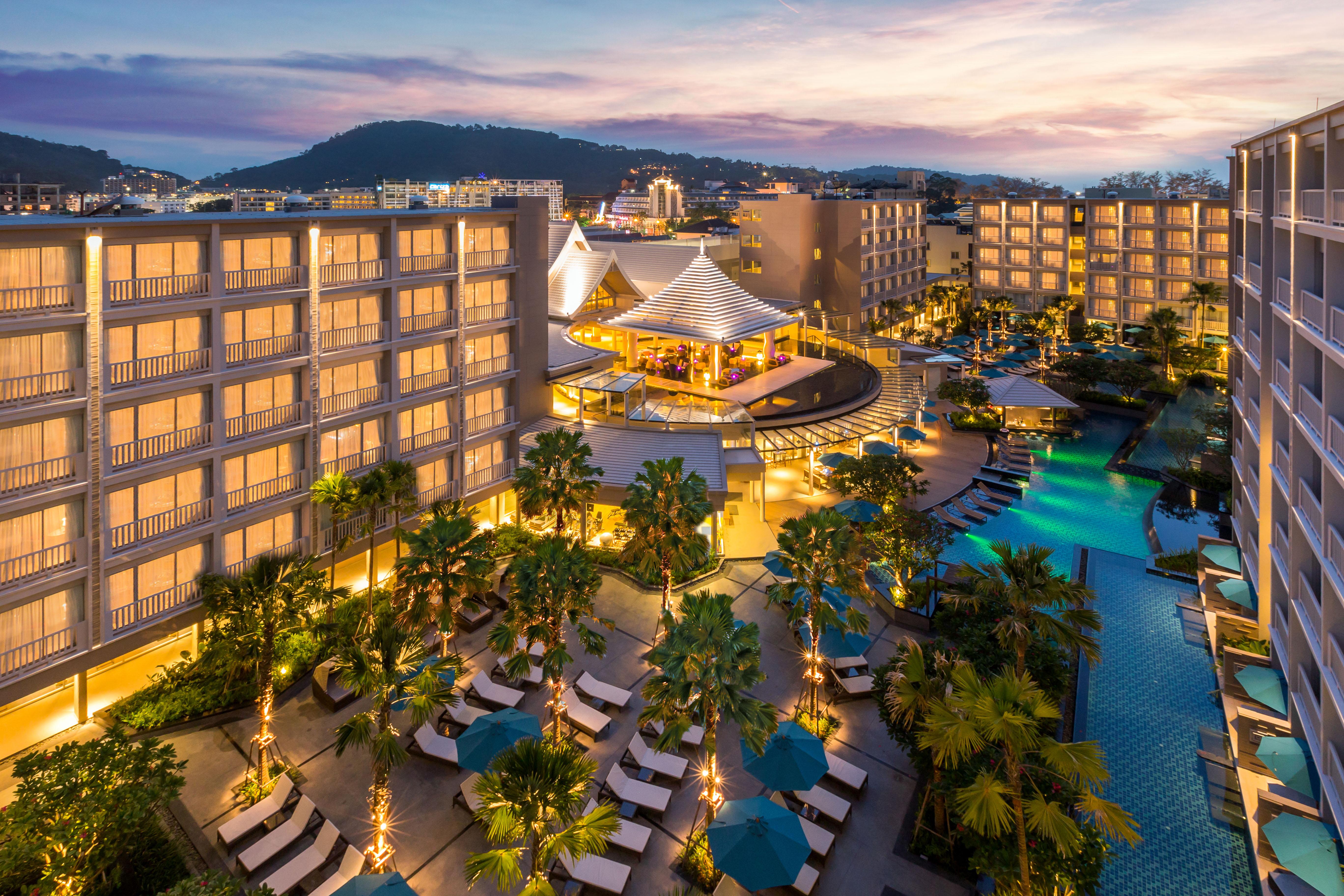 Grand Mercure Phuket Hotel