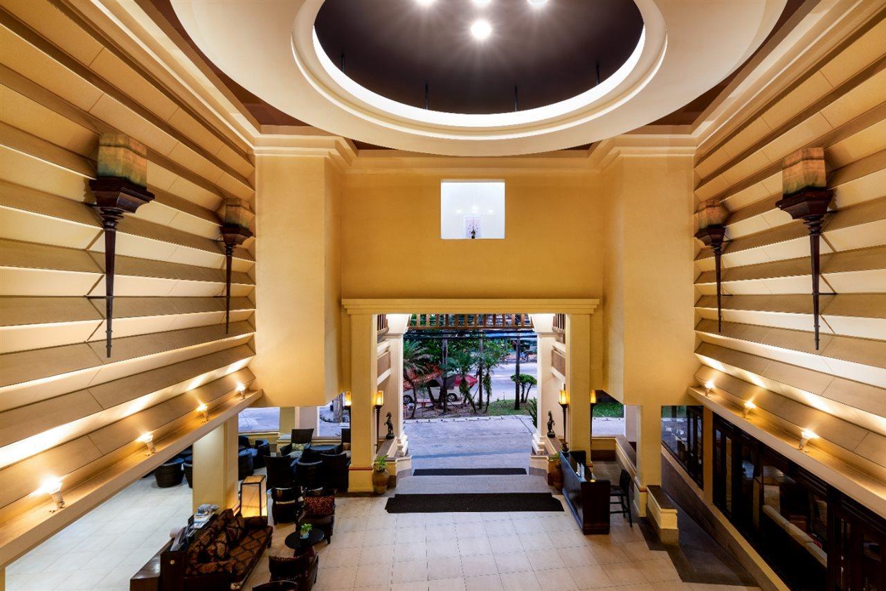Paragon & Sha Extra Hotel