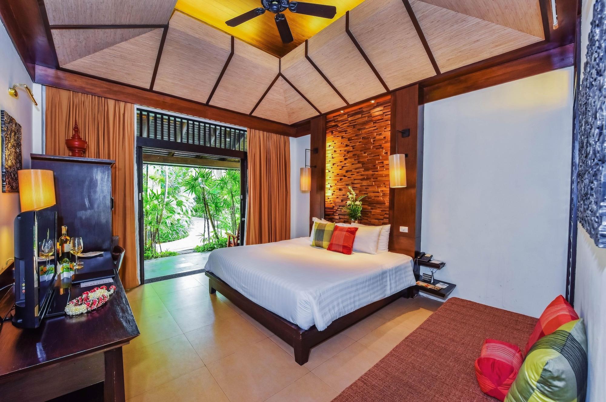 Impiana Beachfront Patong, Phuket Resort 4*