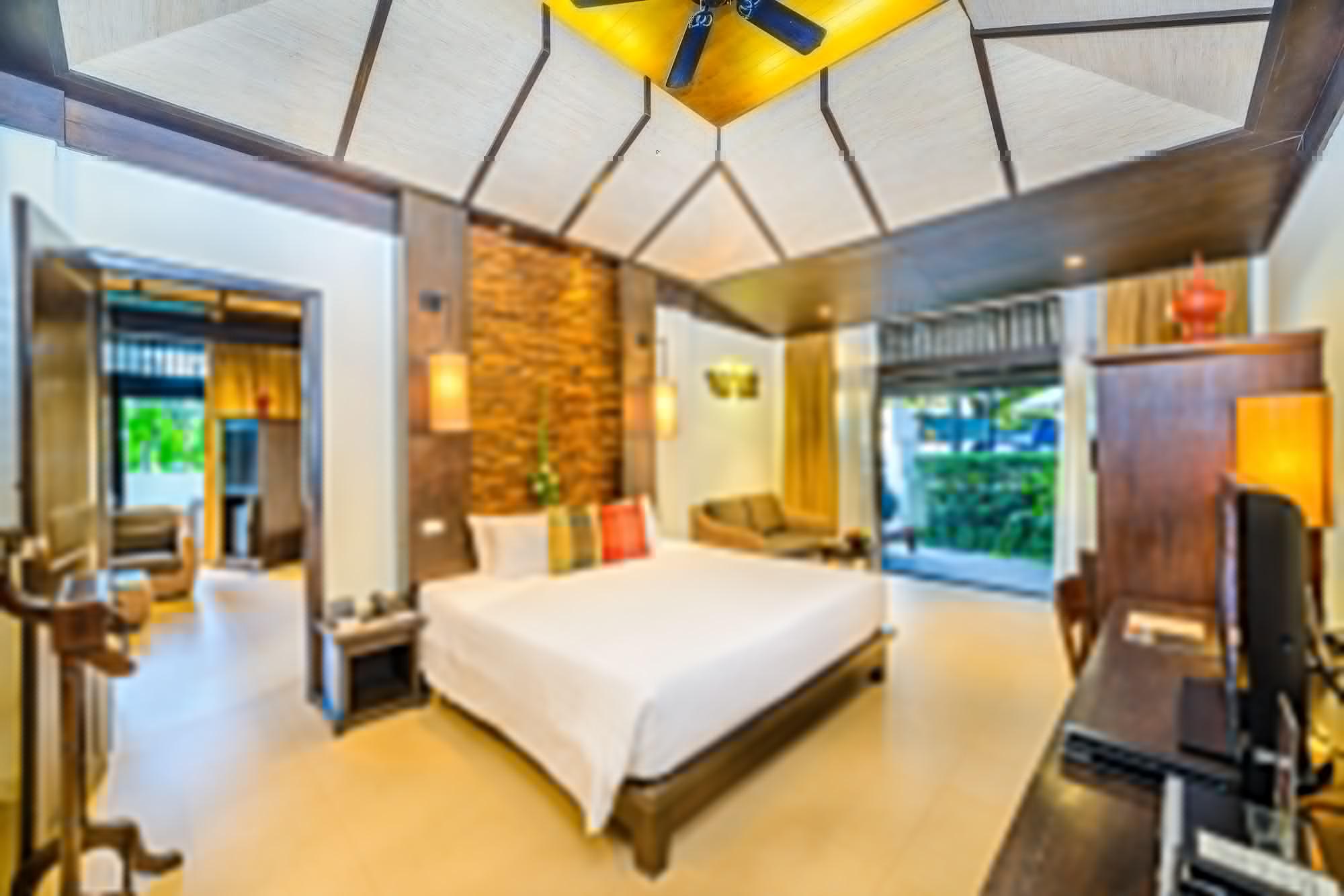 Impiana Beachfront Patong, Phuket 4* Patong