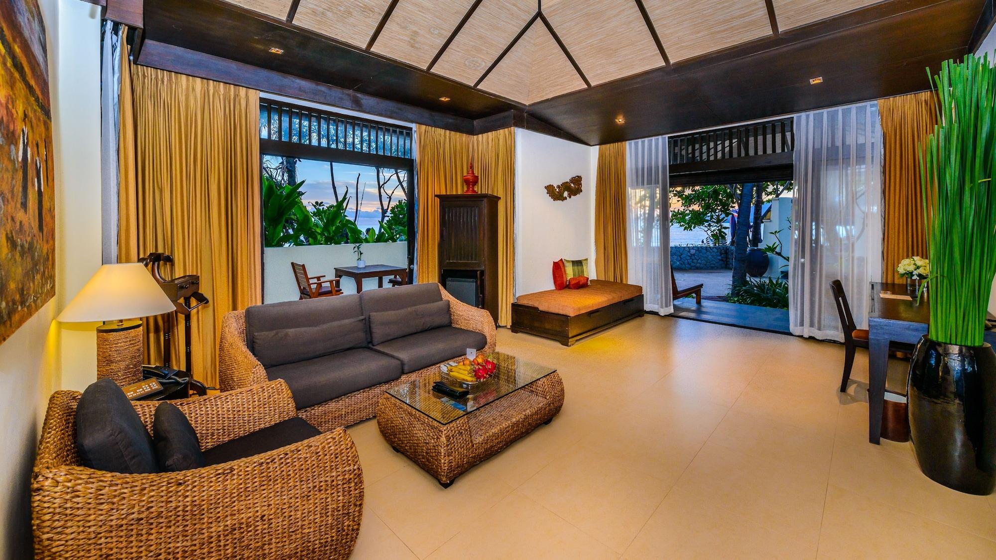 Impiana Beachfront Patong, Phuket Resort