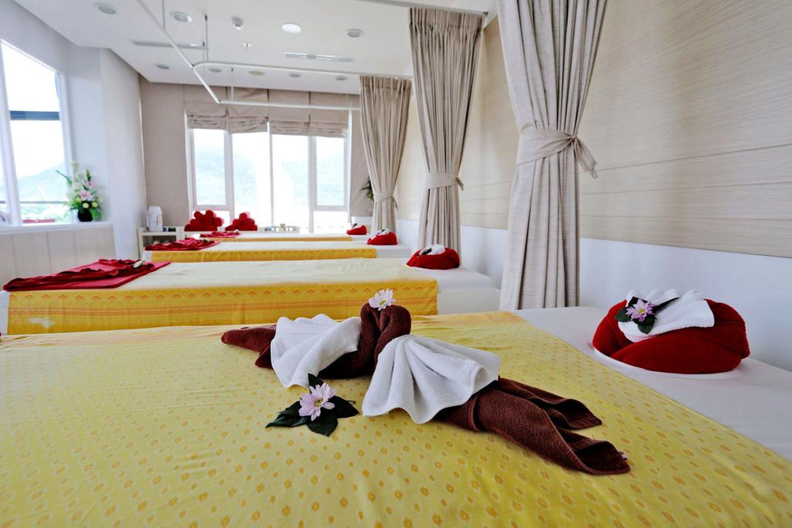 Hotel Sleep With Me Design @ Patong