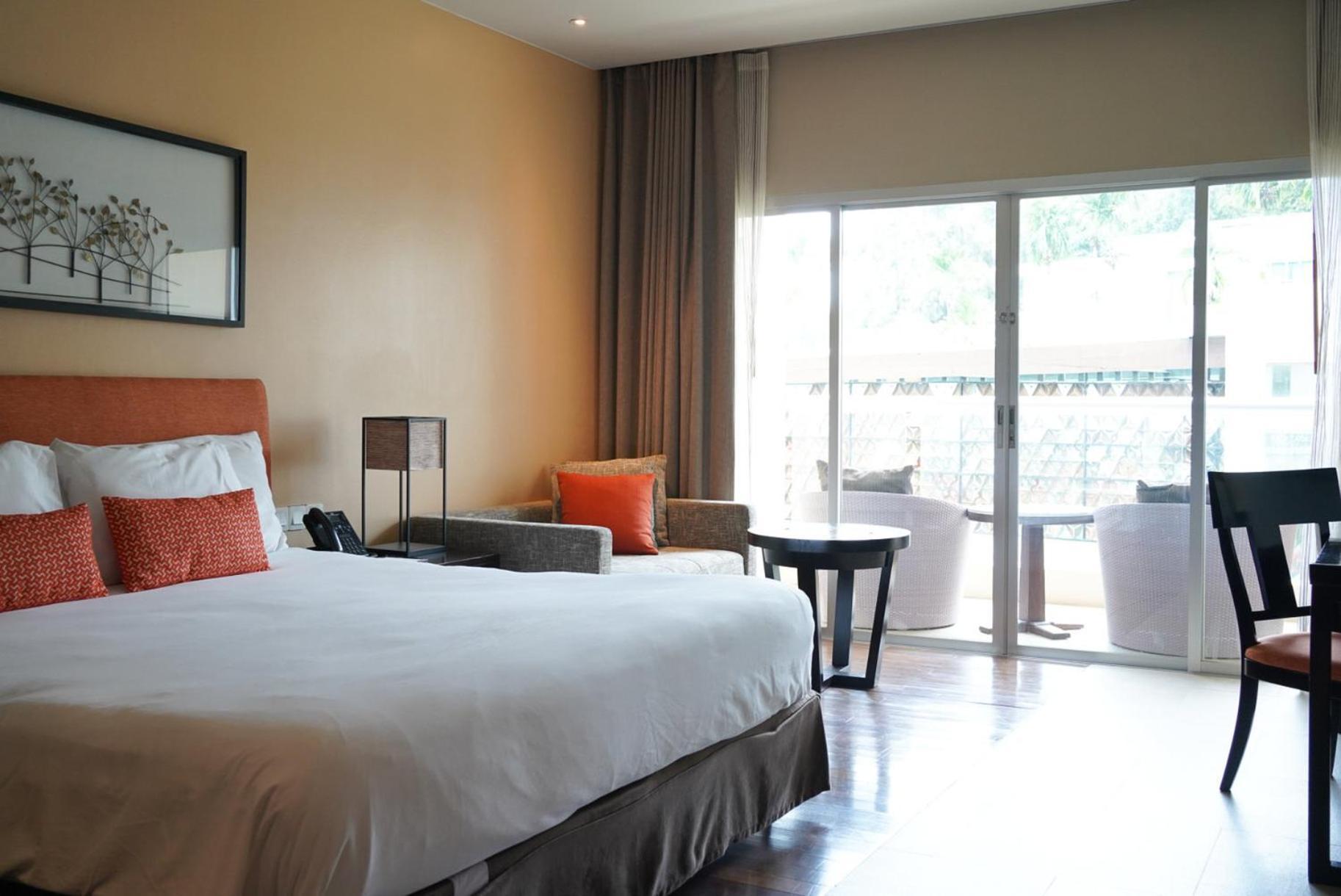 Phuket Beachfront 5* Cape Panwa