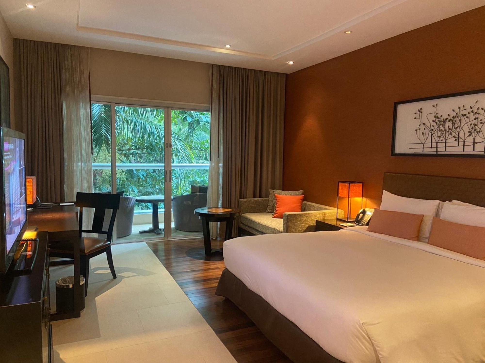 Phuket Beachfront Resort Cape Panwa