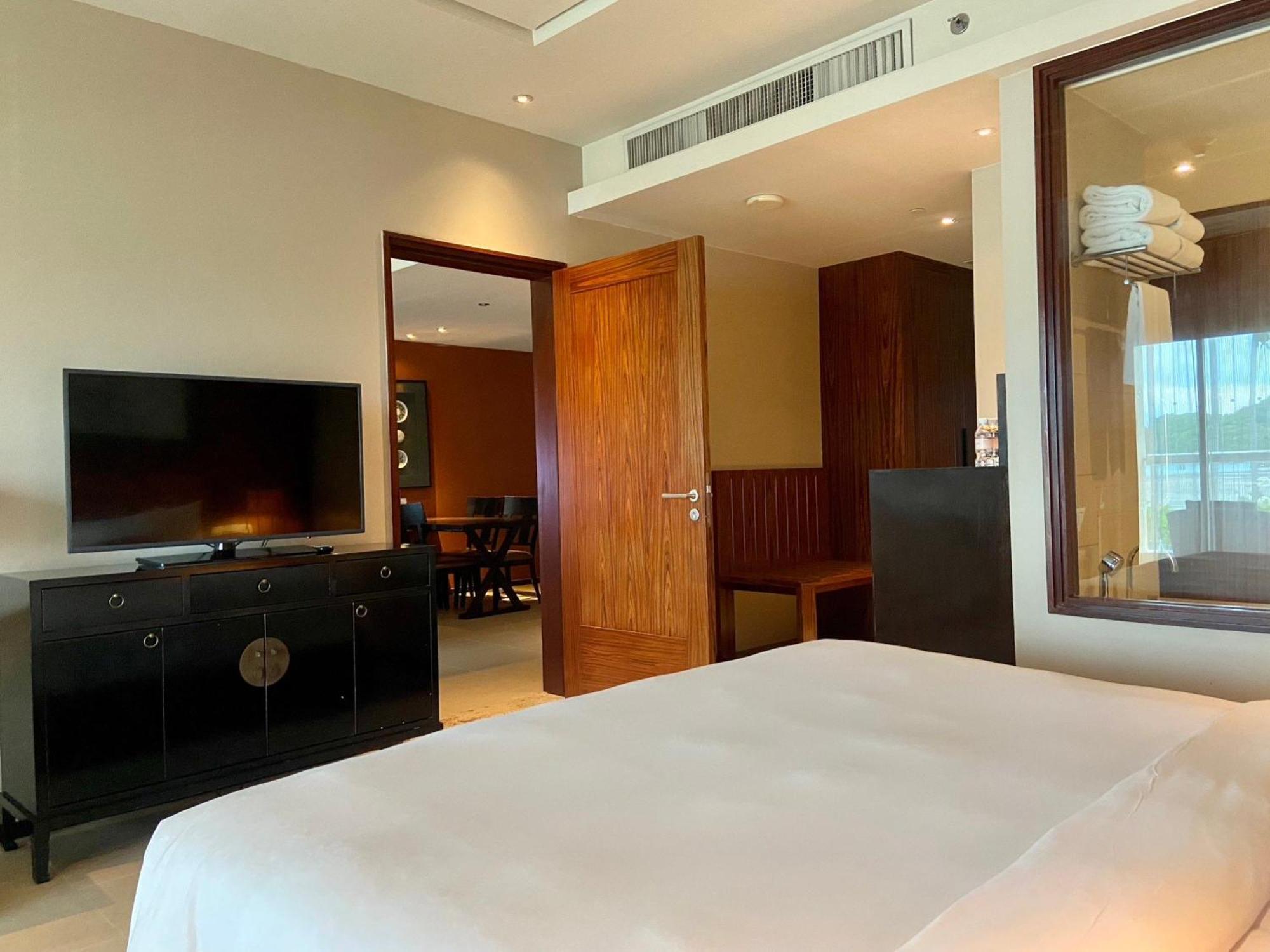 Phuket Beachfront Resort 5*