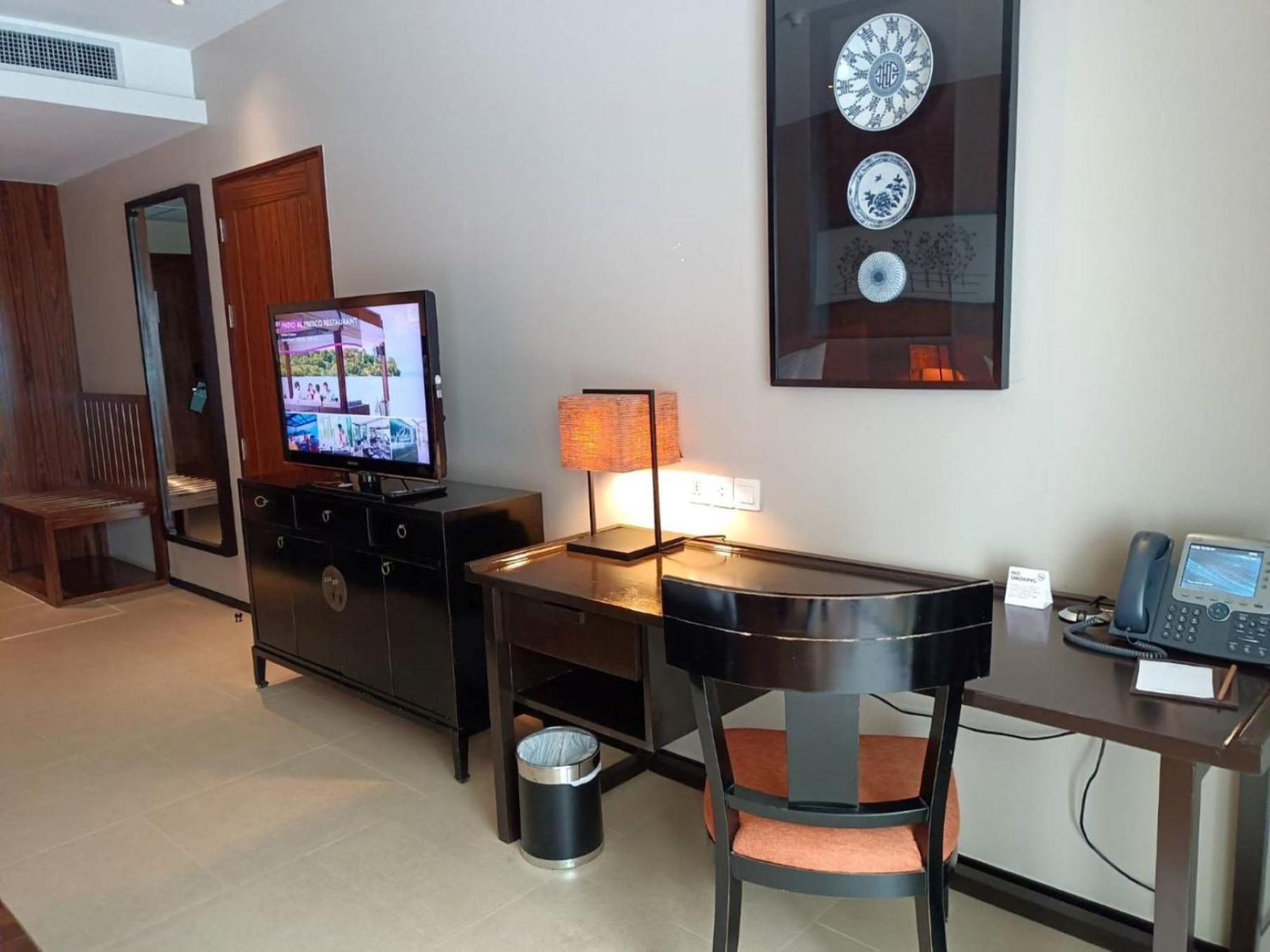 Phuket Beachfront Resort 5*