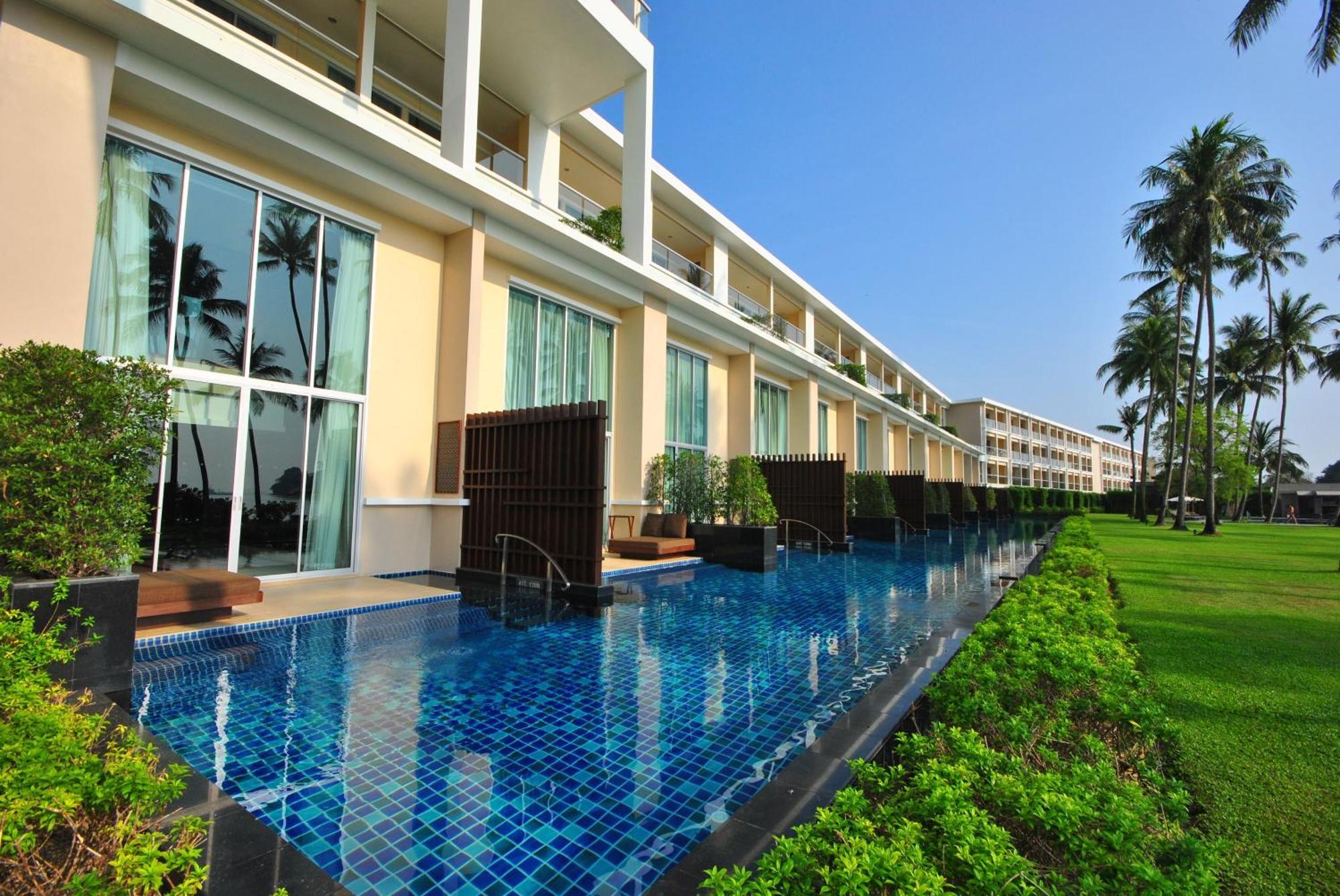 Phuket Beachfront Resort Cape Panwa