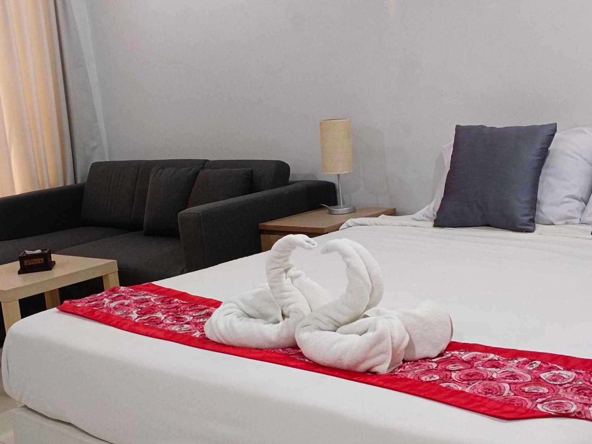 Sunshine Apartment Patong